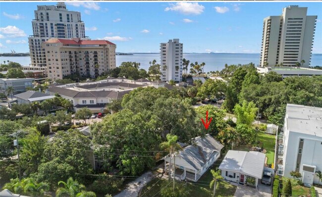 Building Photo - 2302 W Texas Ave