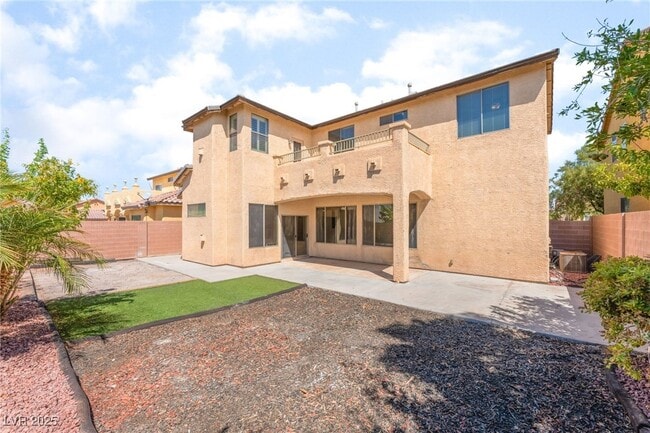 Building Photo - 6223 Gentle Waters Ct