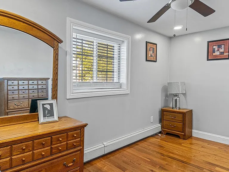 Building Photo - 116-01-116221 221st St