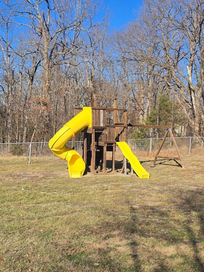 Building Photo - 854 State Rte D