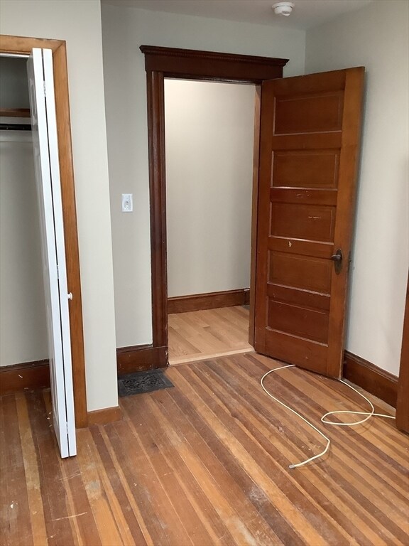 Building Photo - 19-21 Glendale St