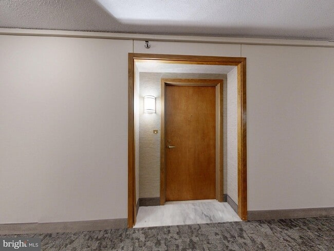 Building Photo - 5505 Seminary Rd