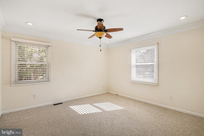 Building Photo - 510 Retford Dr