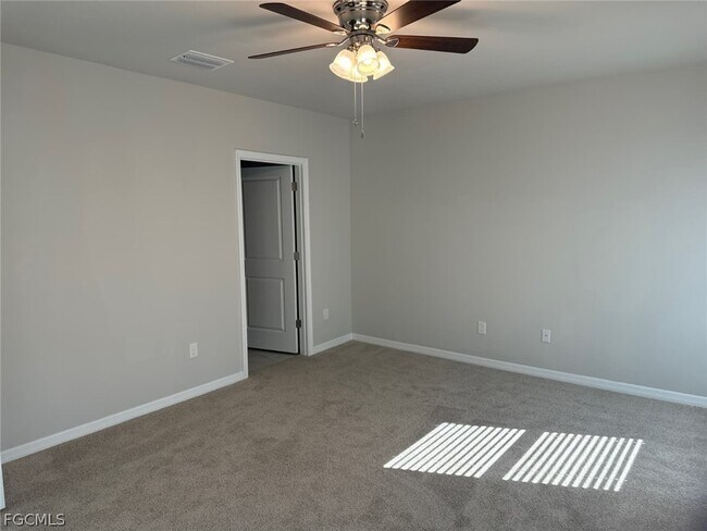 Building Photo - 522 NW 7th St