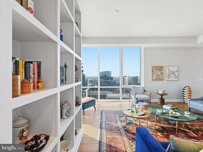 Building Photo - 1781 N Pierce St