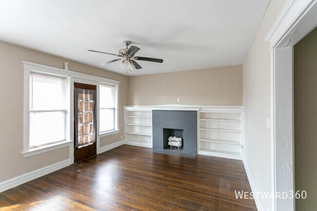 Building Photo - 5419 S Drexel Ave