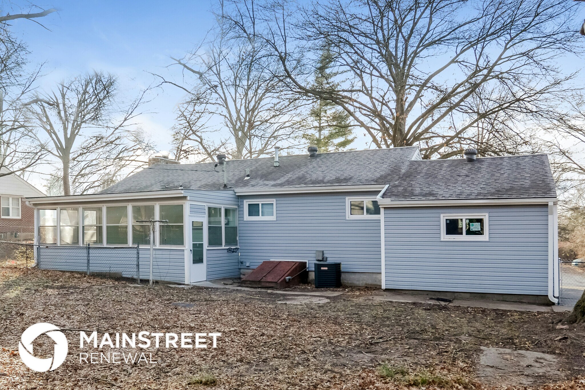 Building Photo - 1322 Kiowa St