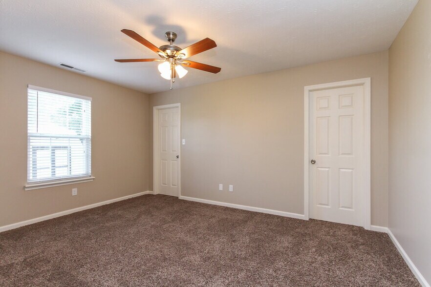 Building Photo - 12659 Spurrington Way