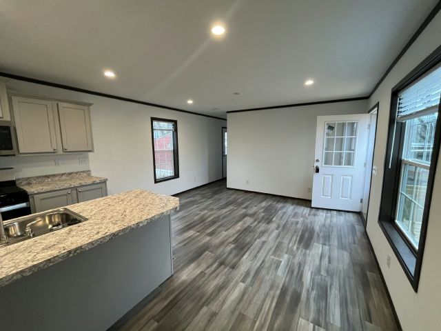 Building Photo - 159 Laurinda Ln