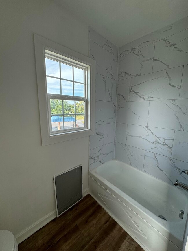 Building Photo - 361 E Main St