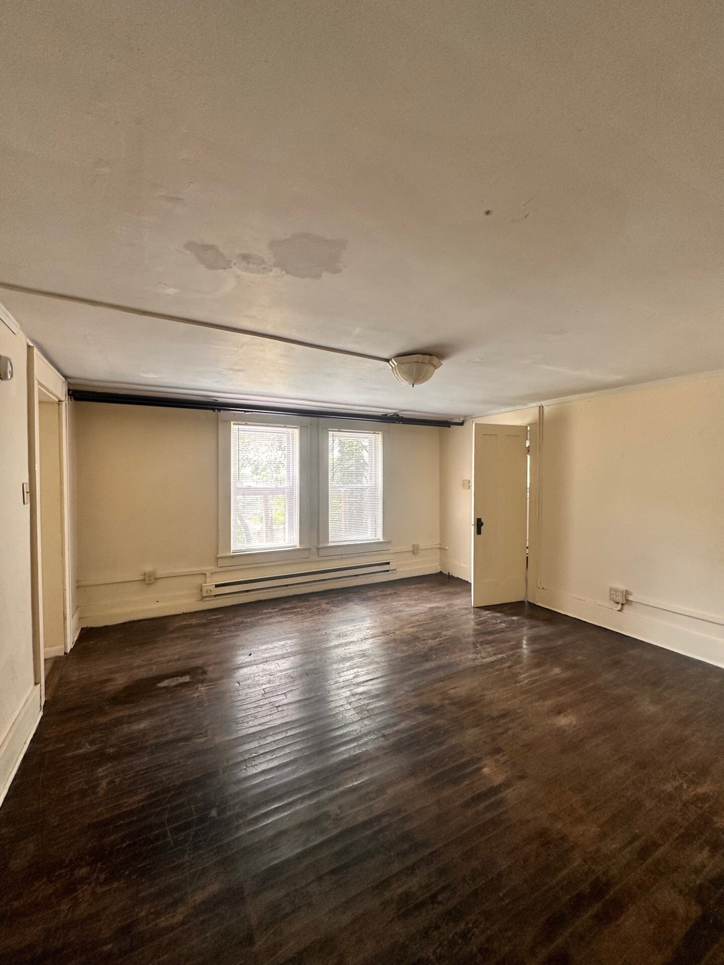Living room - 1302 Sabraton Ave