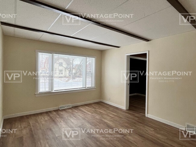 Building Photo - 721 Terrace Ave