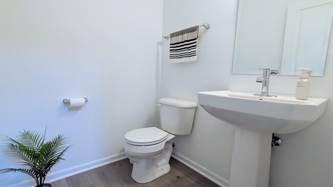 Building Photo - 232 Timberleaf Cir