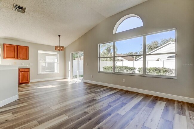 Building Photo - 13431 White Elk Loop