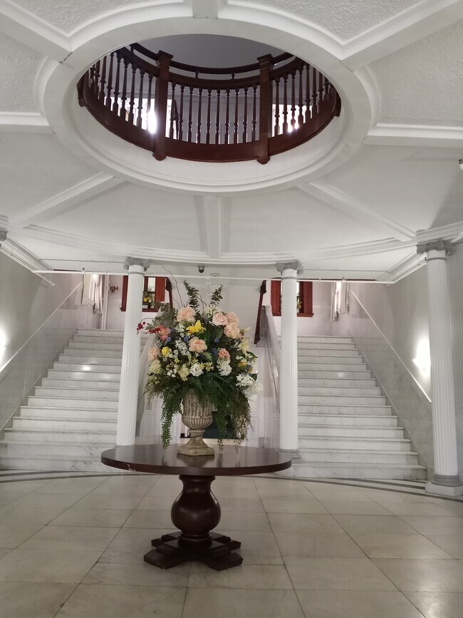 Building Photo - 15 Mount St Mary's Way