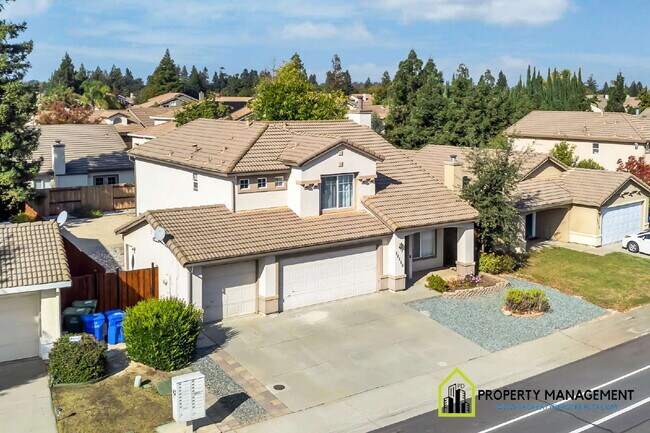 Building Photo - 5-Bedroom Residence Ready for Immediate Move-In