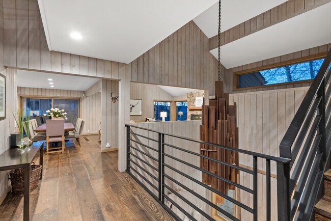 Building Photo - 34 Stellar Ln