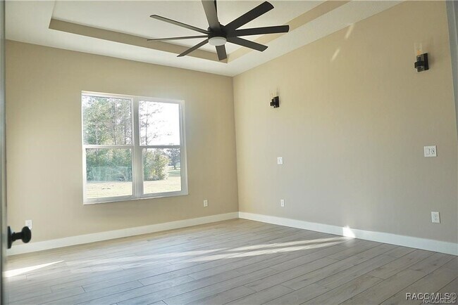 Building Photo - 786 E Dunbar Ln