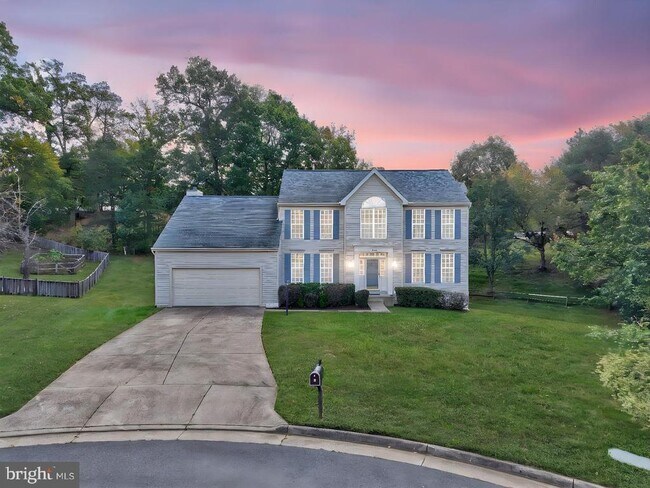 Building Photo - 18865 Crossroads Ct