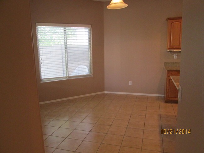 Building Photo - Spacious 4 Bedroom home in Johnson Ranch