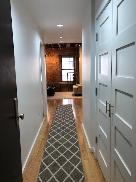 Building Photo - 101 Broad St