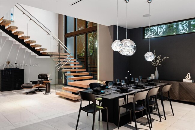 Building Photo - 77 SW 18th Terrace