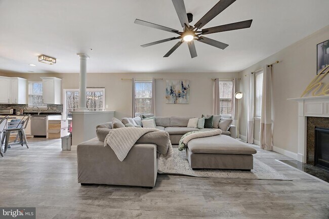 Building Photo - 17304 Summerwood Ln