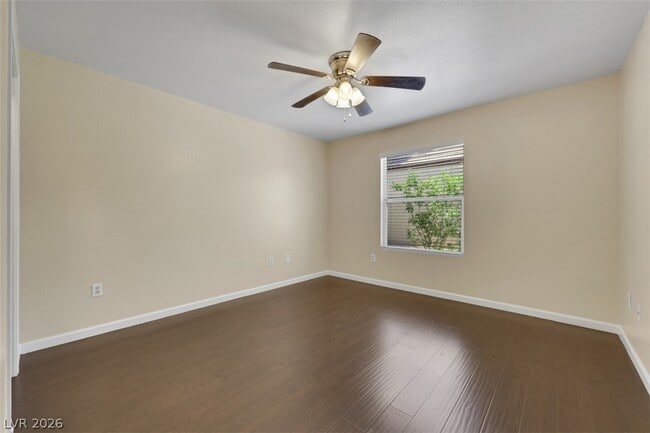 Building Photo - 555 E Silverado Ranch Blvd