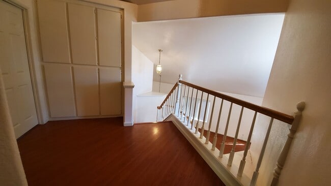 Building Photo - ( ( ( BEAUTIFUL 4 BEDROOM 3 BATH HOUSE!!! ...