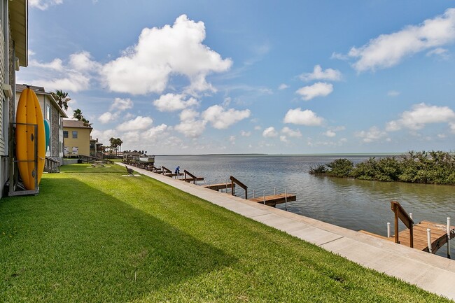 Building Photo - 77 Santa Isabel Blvd
