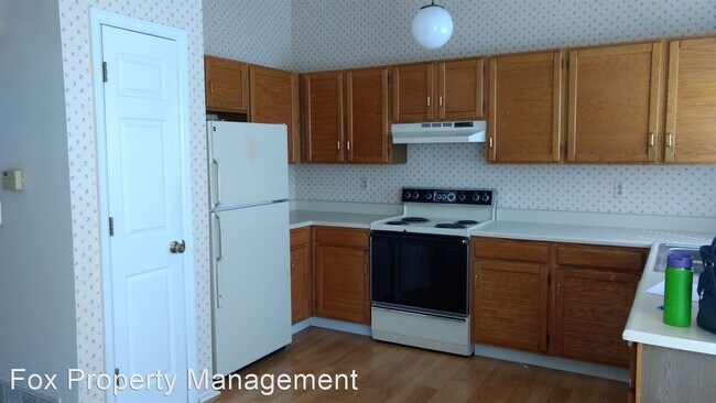 Building Photo - 3 br, 2 bath House - 2195 Cliffrose Lane