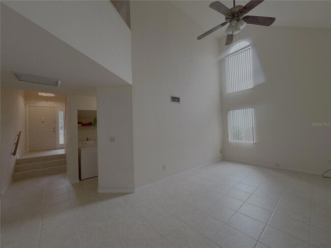 Building Photo - 8532 NW 35 Rd
