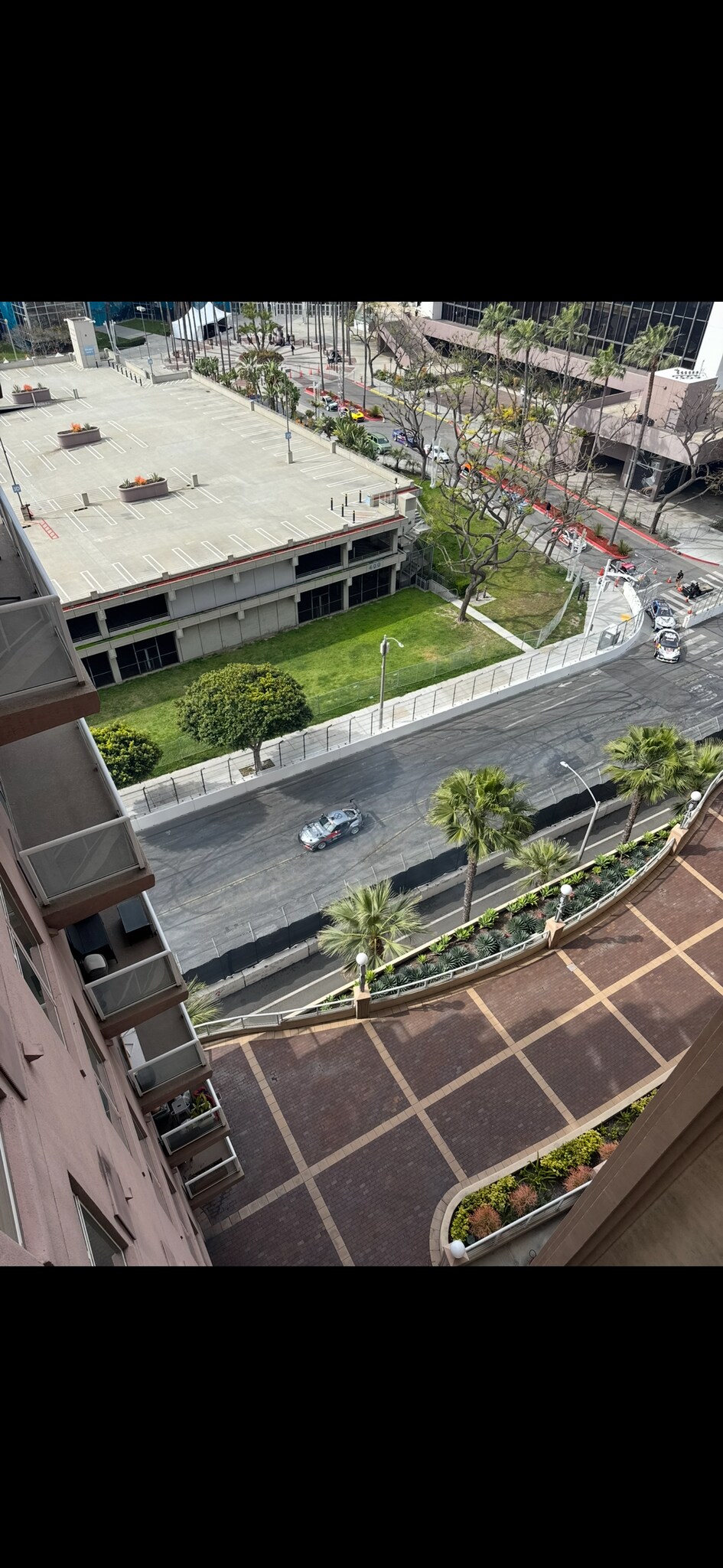 Building Photo - 388 E Ocean Blvd