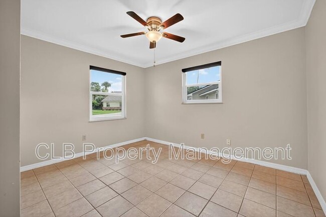 Building Photo - 115 Bob White Ct