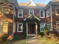 Building Photo - 3212 Pawnee Ave S