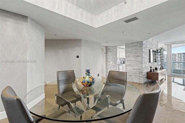 Building Photo - 21055 Yacht Club Dr