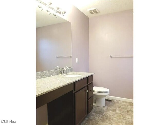 Building Photo - 5055 Lake Forest Dr