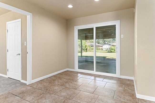 Building Photo - 4770 Corkwood Ln