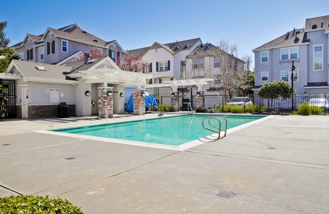 Building Photo - Wow! What a Great Home! Available Now!