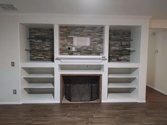 Building Photo - 3581 E Desert Moon Trl