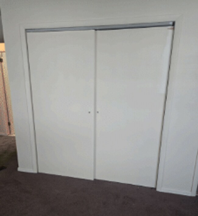 Building Photo - 442 S 18th St