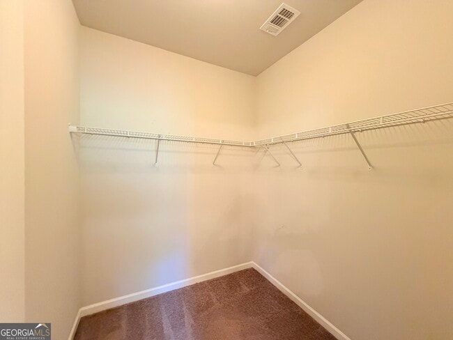 Building Photo - 591 Oakside Pl