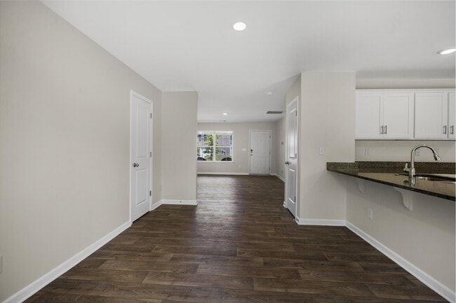 Building Photo - 7237 Finnigan Rd