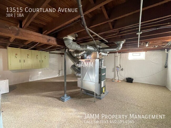 Building Photo - 13515 Courtland Ave