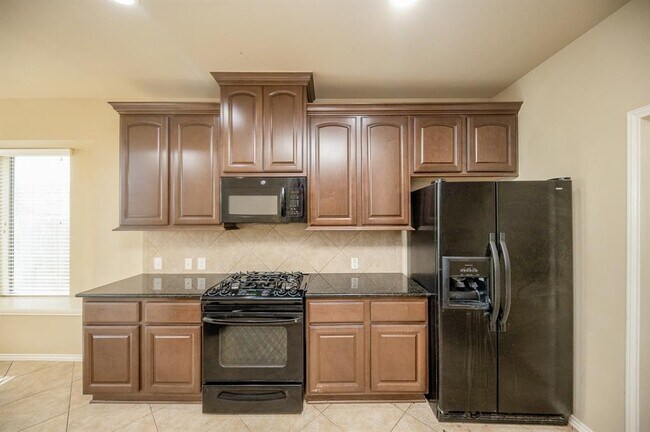 Building Photo - 4019 Windmill Creek Dr