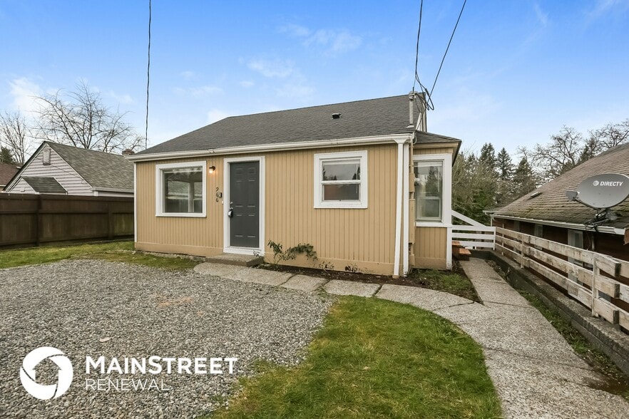 Building Photo - 966 Retsil Rd E