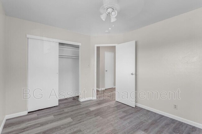 Building Photo - 1932 Ethan Way