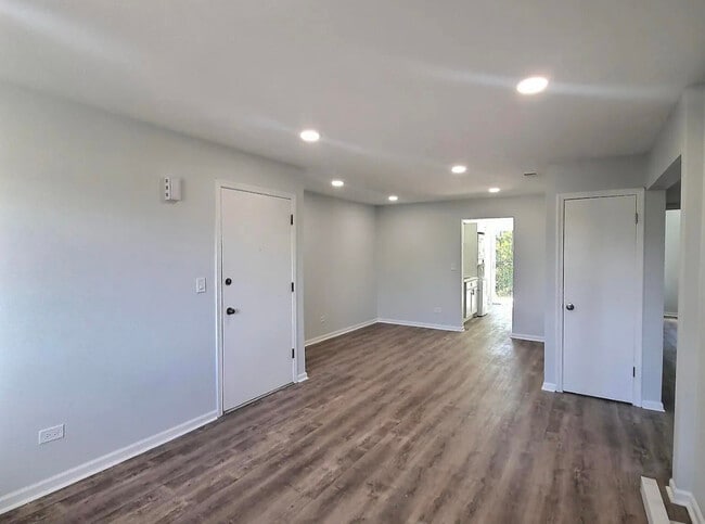 Building Photo - 224 E Rimini Ct