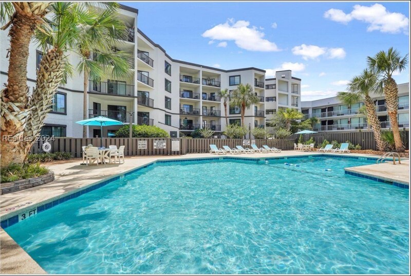 Building Photo - 10 Lemoyne Ave