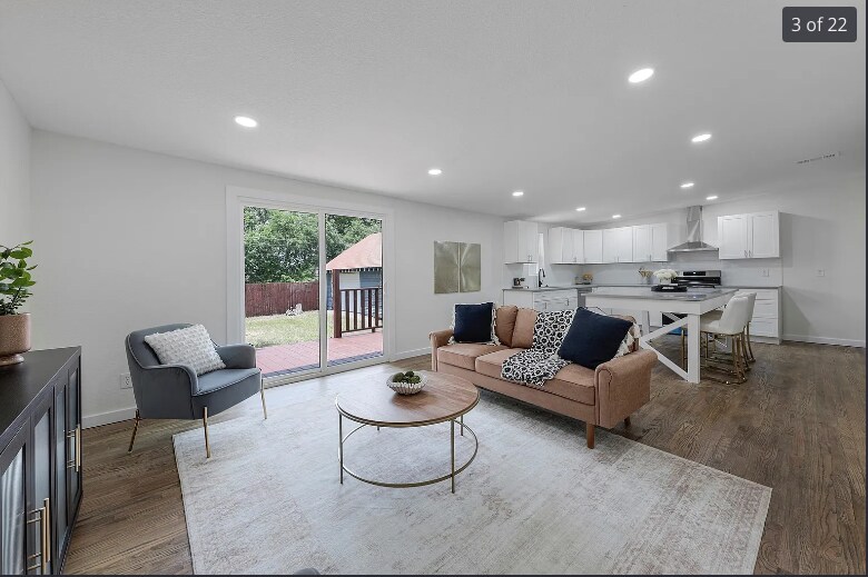 Building Photo - 10913 Joaquin Dr